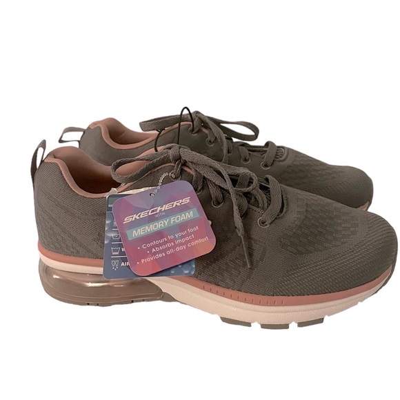 Sold - Picture 3 of 5